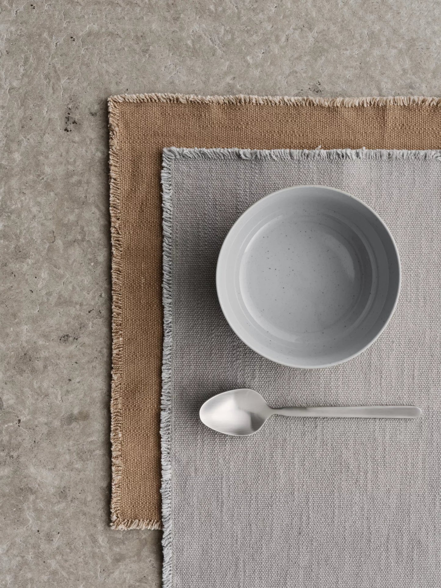 PLATZSET -LINEO- FARBE MIRAGE GRAU