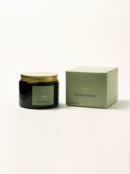 Eleven People Duftkerze „Blend X’mas“ – Weihnachtlicher Duft. Handgegossen aus Sojawachs, vegan & nachhaltig im Glas.
Groß