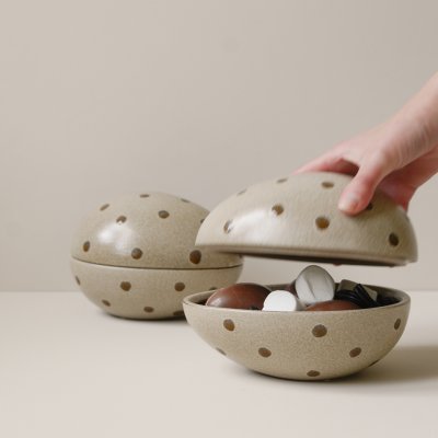 Nest - Beige Dot