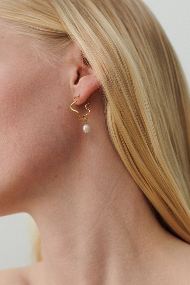 Small Bay Earrings - Gold