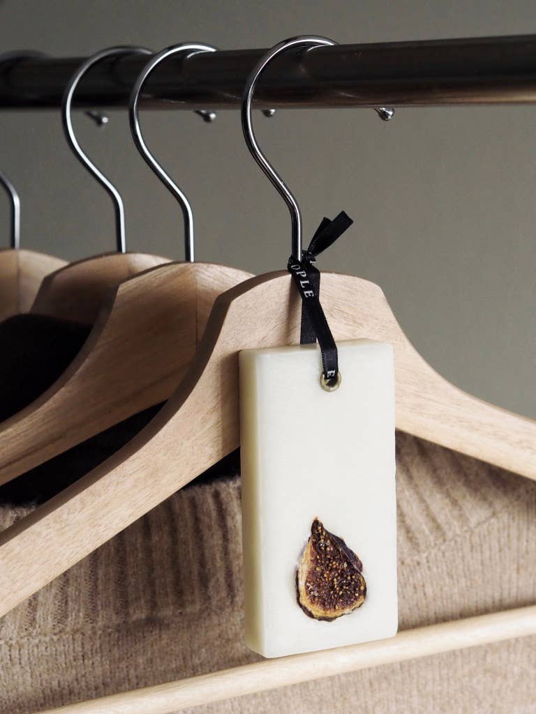 Eleven People Duftwachs No. 09 „Natur“ – grünes Laub, Feige & Amber. Handgemacht aus Sojawachs, vegan & phthalatfrei. Für Schränke, Schubladen & kleine Räume.