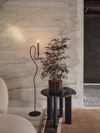 Valse Floor Candle Holder - Schwarz