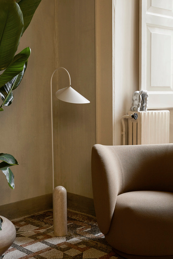 Arum Floor Lamp - Cashmere
