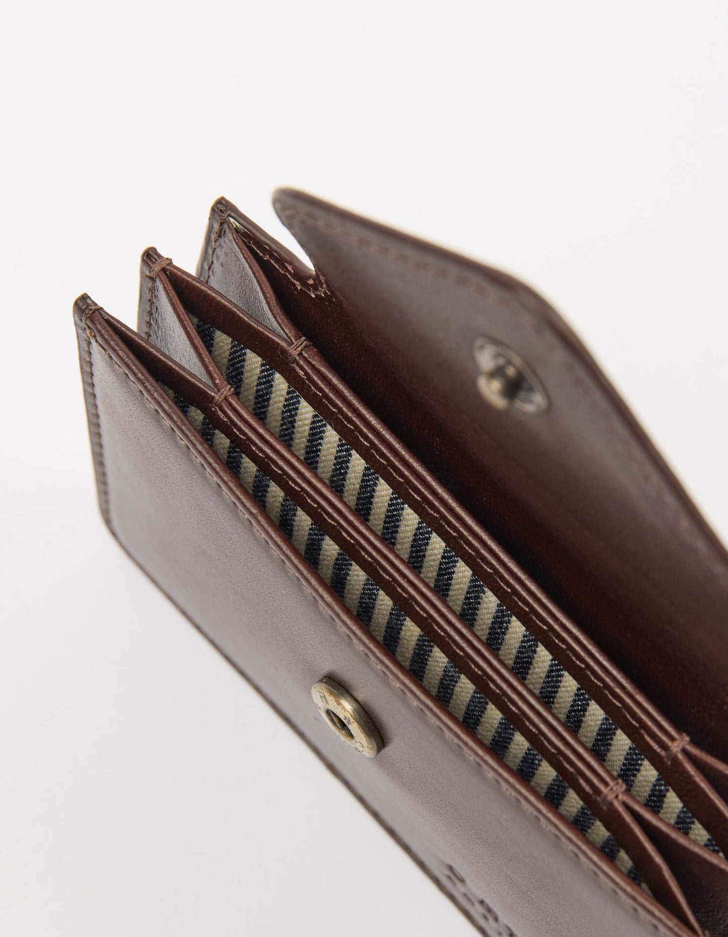 Geldbeutel  Harmonica Wallet in Chocolate Classic Leather von O My Bag