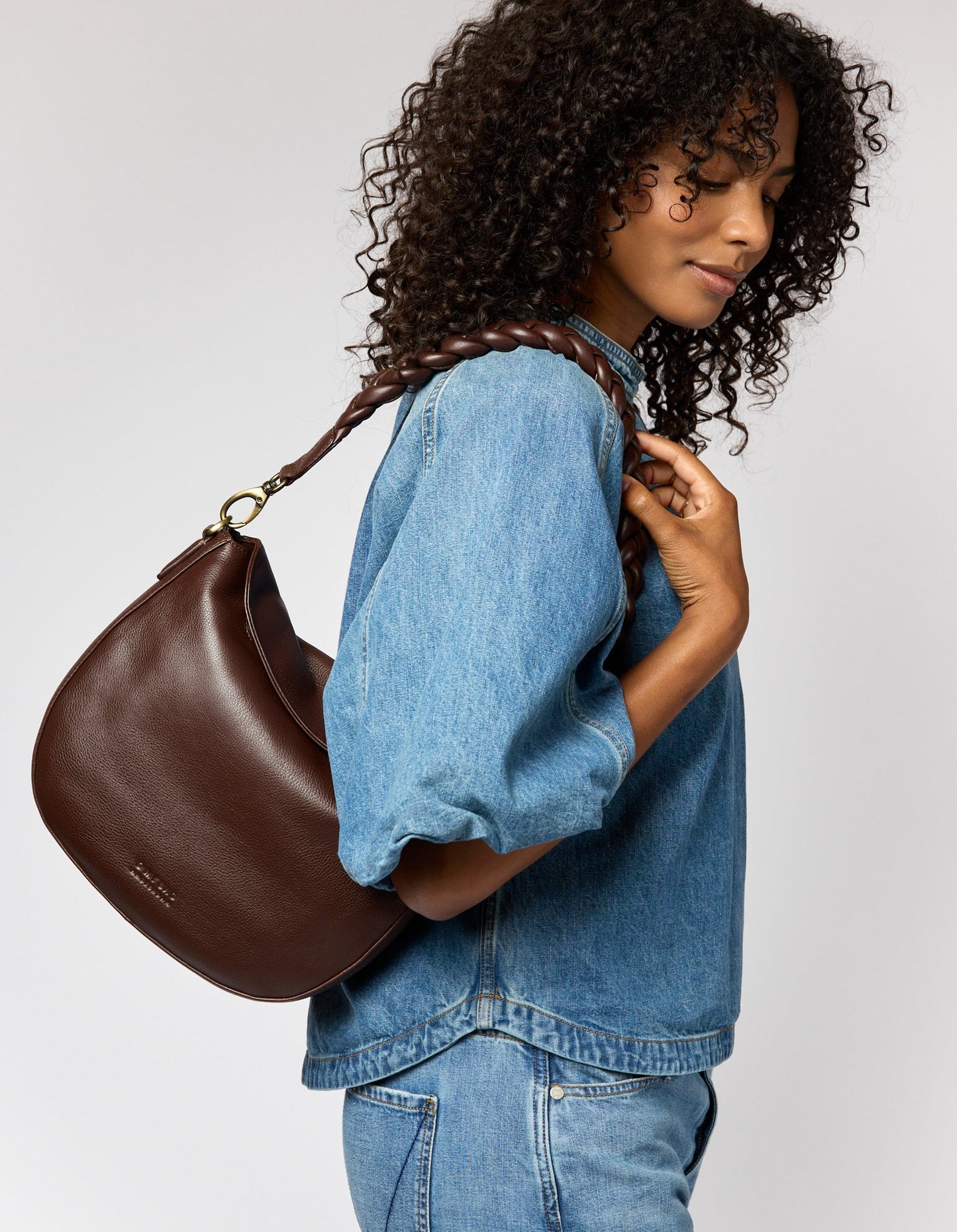 Lana Bag in Chocolate Soft Grain von O My Bag