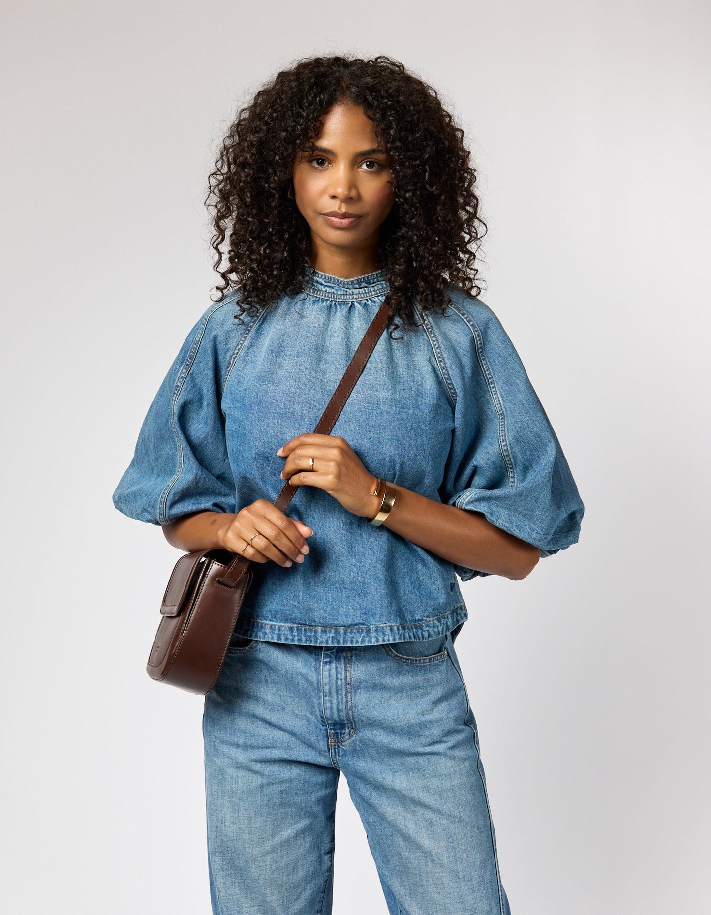 Handtasche Nina Small in Chocolate Classic Leather von O My Bag
