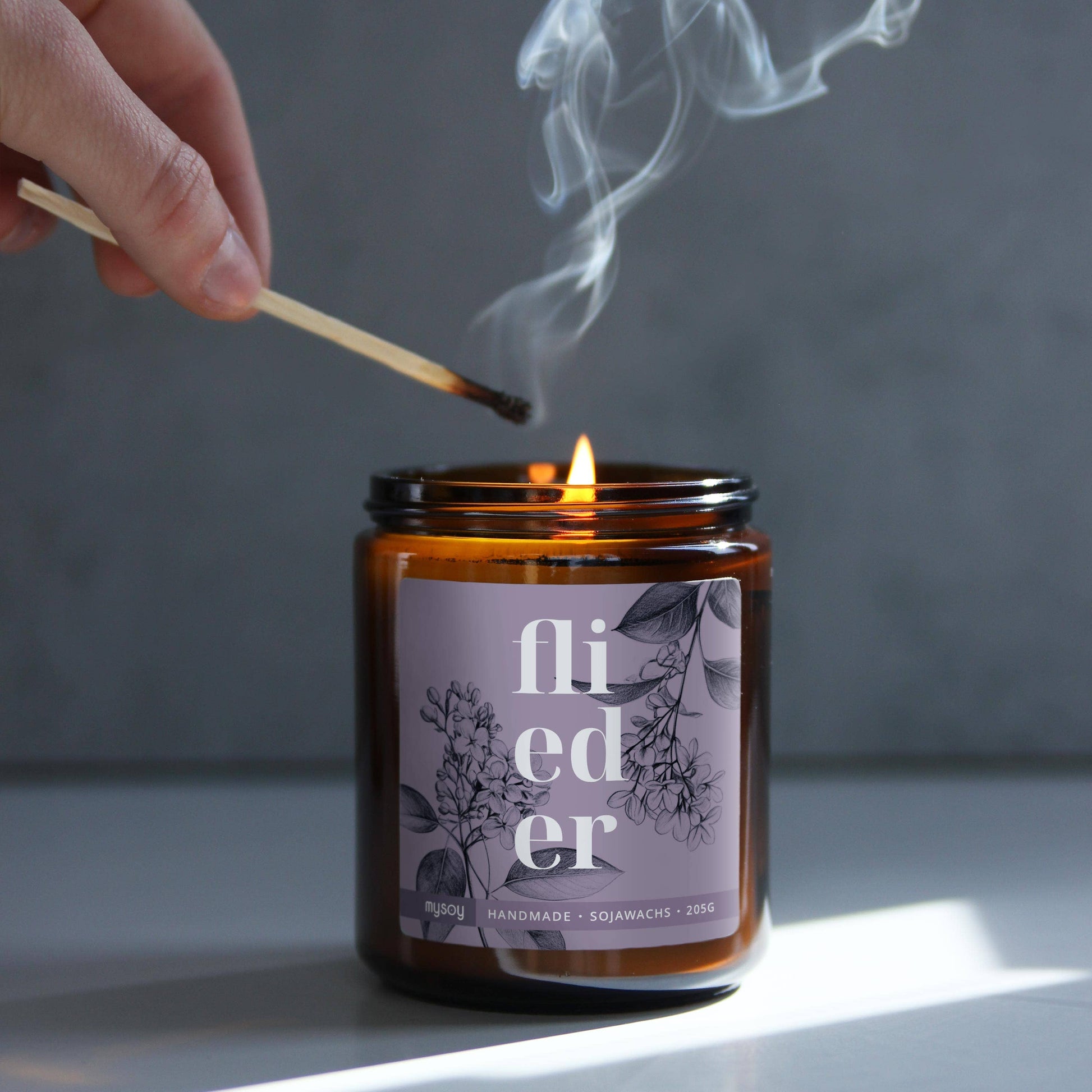 blooom Duftkerze Flieder im Glas handgemacht aus Berlin