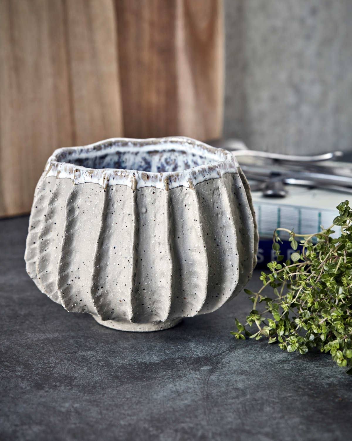 House Doctor - Blumentopf Shell - Grau/Beige