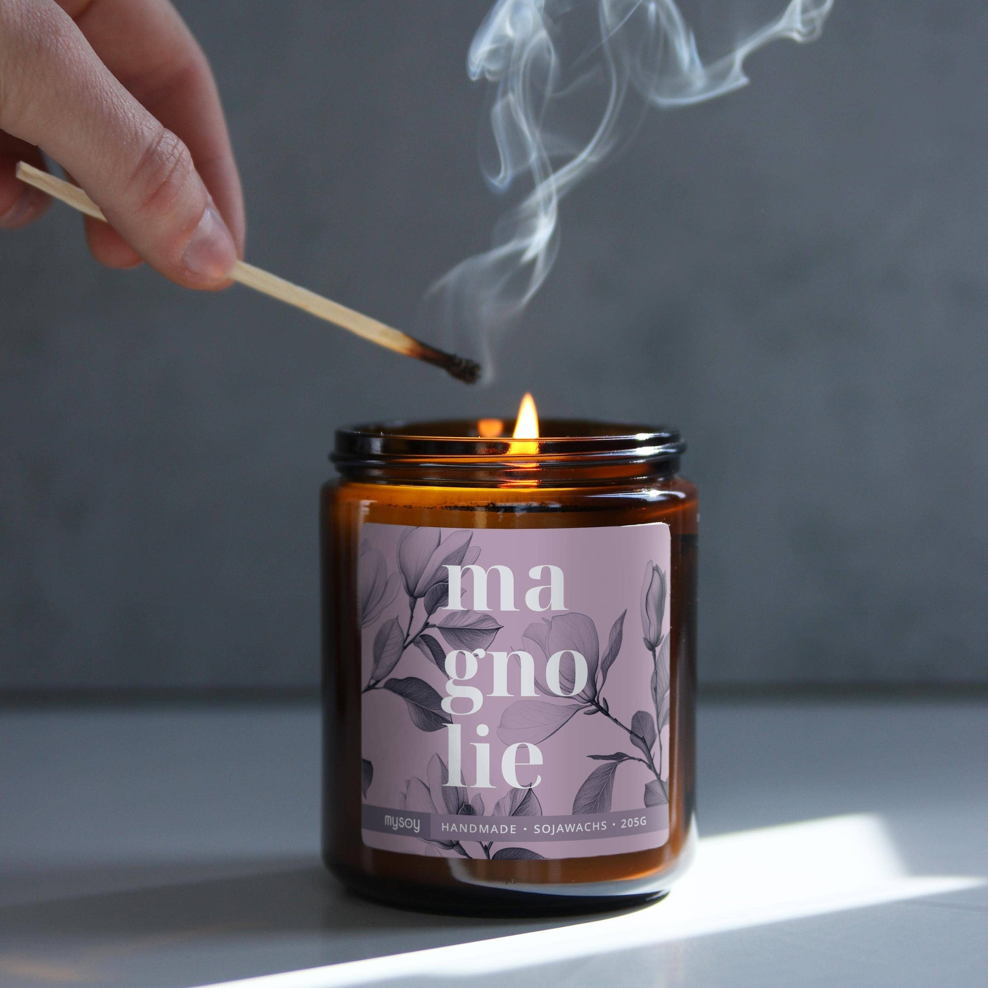 Duftkerze Magnolie Frühling natürliche Raumbeduftung mit nachhaltiger Geschenkverpackung