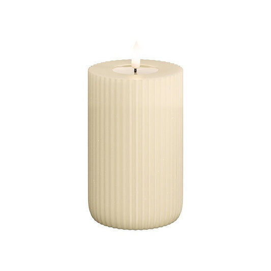 DeluxeHomeart LED Kerze Shape – Sand (8x12,5 cm)