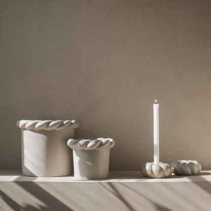 Kerzenhalter mit gedrehter Kante skandinavisches Design