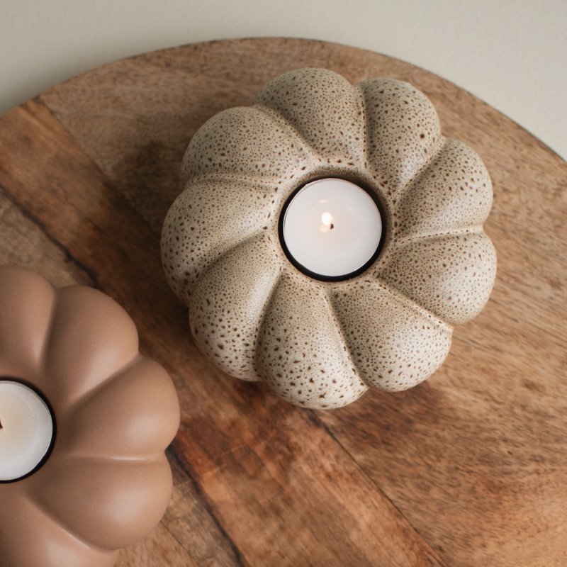 Kerzenhalter mit gedrehter Kante skandinavisches Design