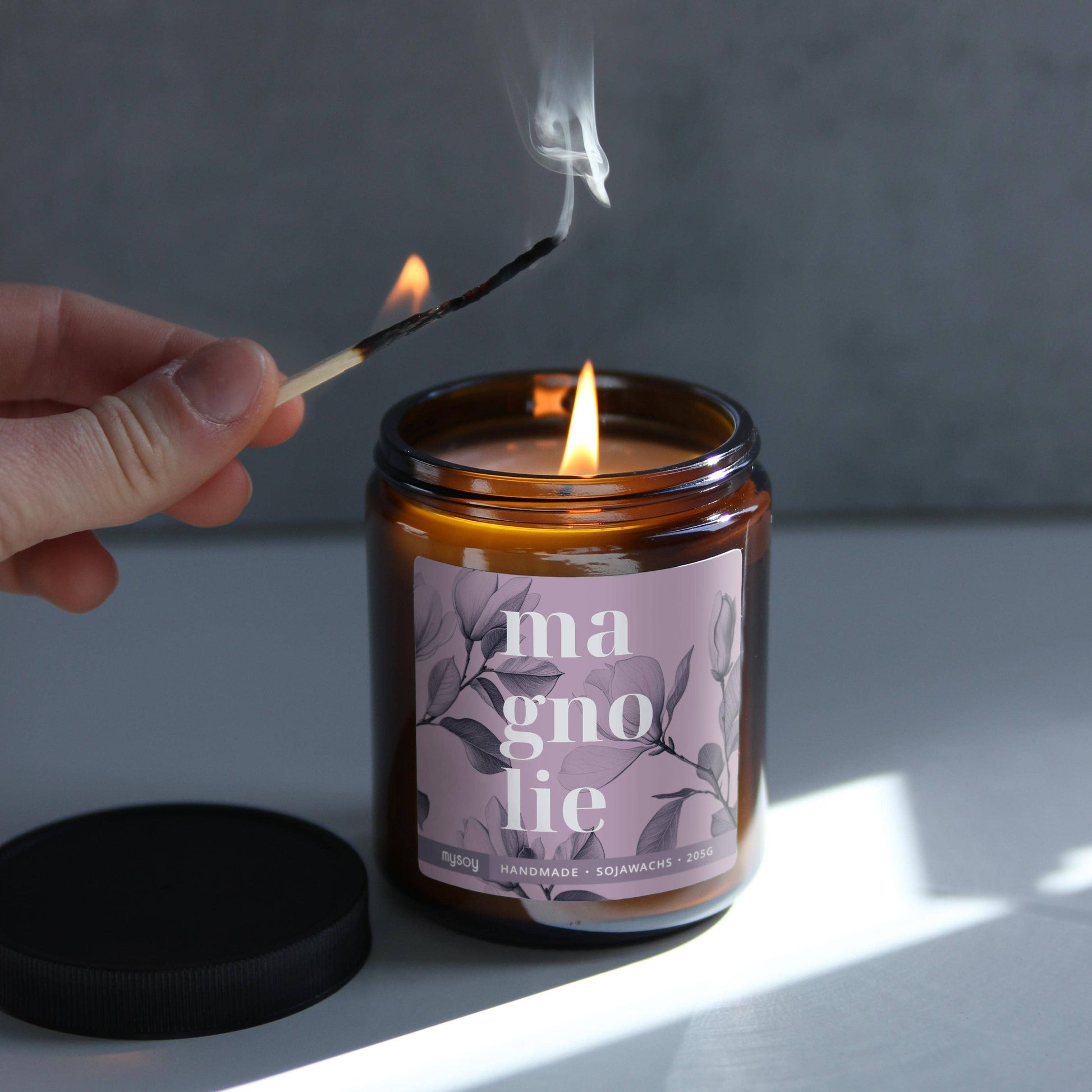 Duftkerze Magnolie Frühling natürliche Raumbeduftung mit nachhaltiger Geschenkverpackung