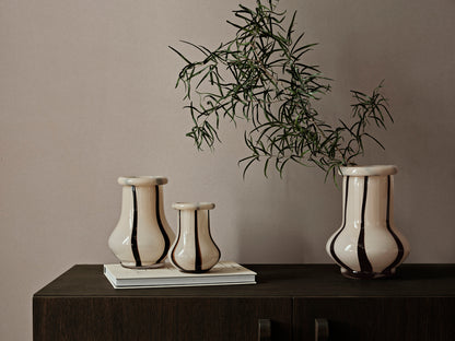 Riban Vase - H19 - Cream